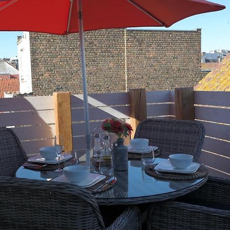 The Rooftop - A Trendy New Apartment With Airconditioning, Large Terrace & Free Parking Oostende Buitenkant foto