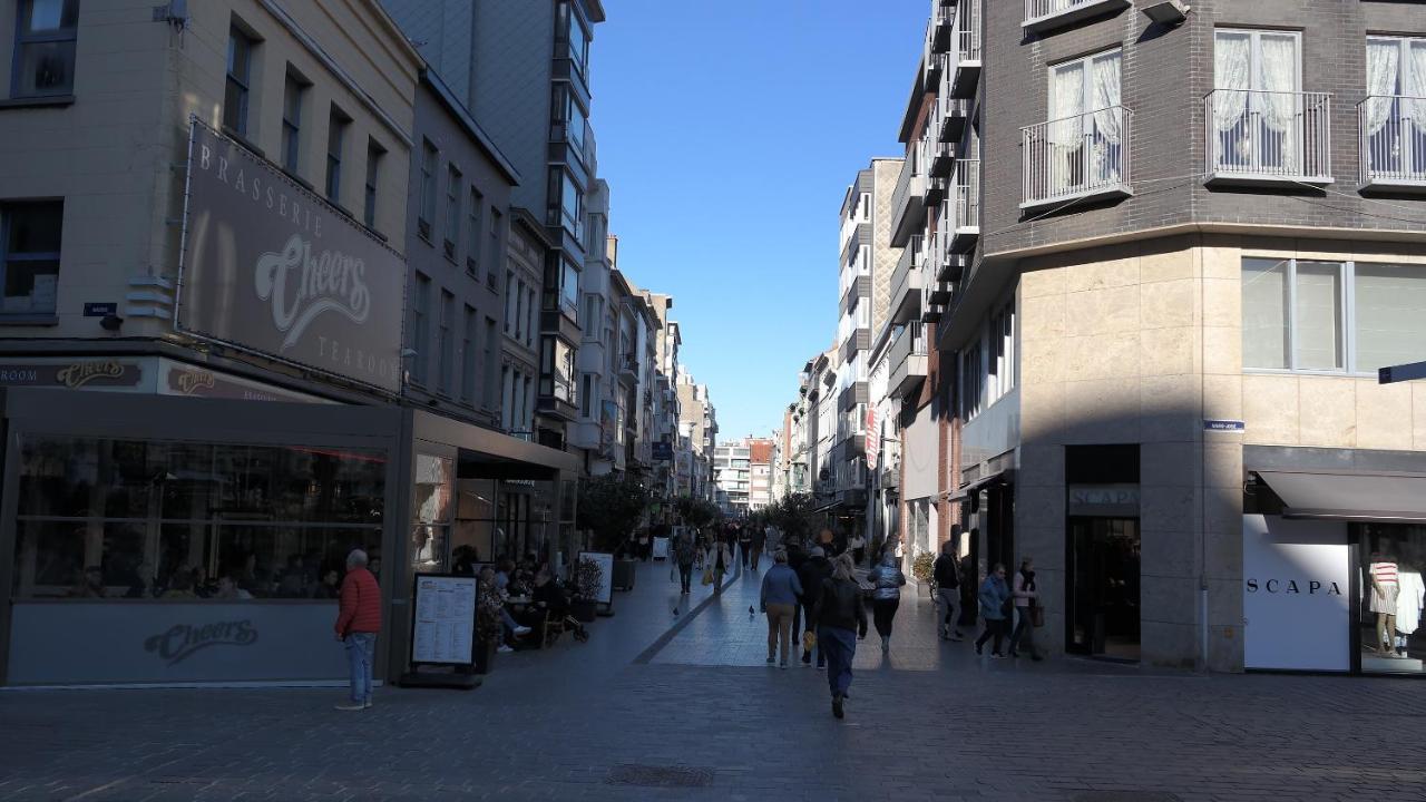 The Rooftop - A Trendy New Apartment With Airconditioning, Large Terrace & Free Parking Oostende Buitenkant foto